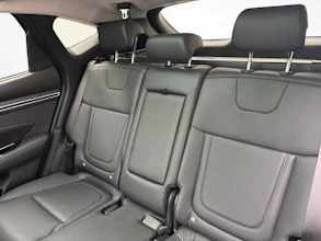 https://vehicle.imgix.net/4476698/5bbff4f5-1315-4052-a54f-1173ee27f7c4.jpg