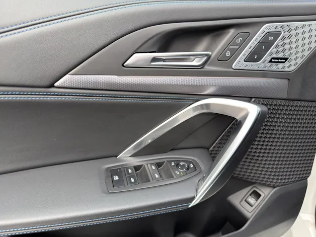 BMW X1 U11 20d xDrive paddles