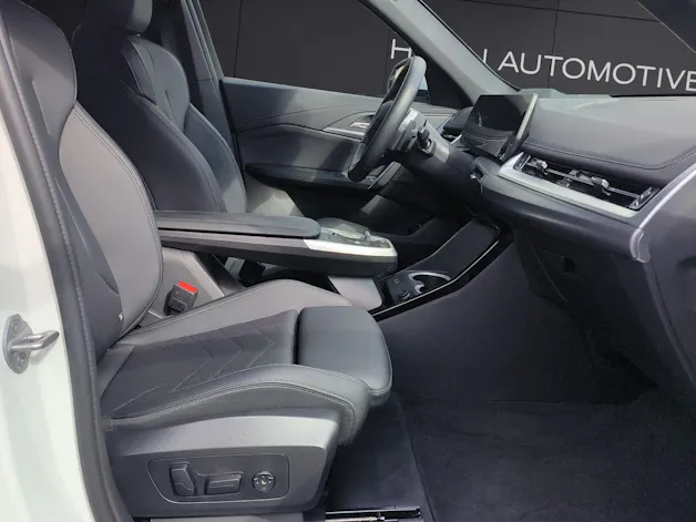 BMW X1 U11 23i xDrive paddles