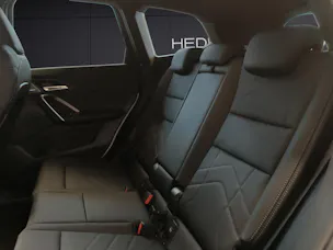BMW X1 U11 23i xDrive paddles