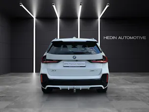BMW X1 U11 23i xDrive paddles