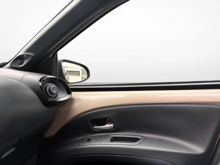 Fahrzeugbild TOYOTA AYGO X
