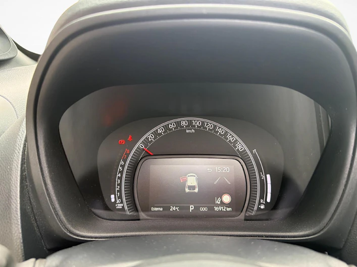 Fahrzeugbild TOYOTA AYGO X