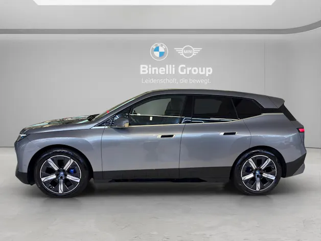 BMW iX xDrive50 SportPaket
