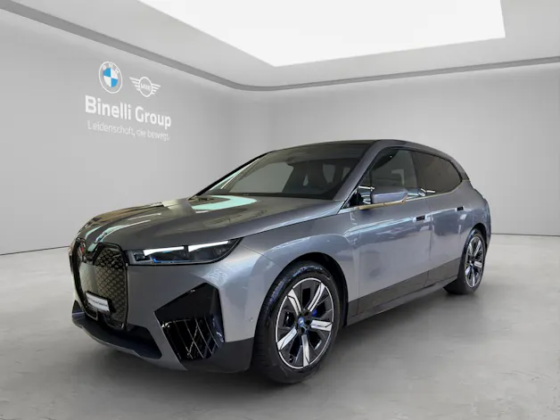 BMW iX xDrive50 SportPaket