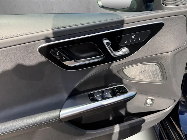 MERCEDES-BENZ C-Klasse W206 C 300 AMG Line 4matic