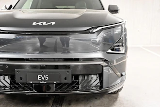 https://vehicle.imgix.net/4476944/58bcd01f-037b-4017-8249-5795c9f50b04.jpg