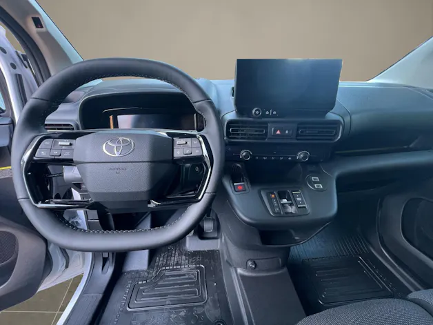 Toyota PROACE CITY Van L1 1.5 D Advanced