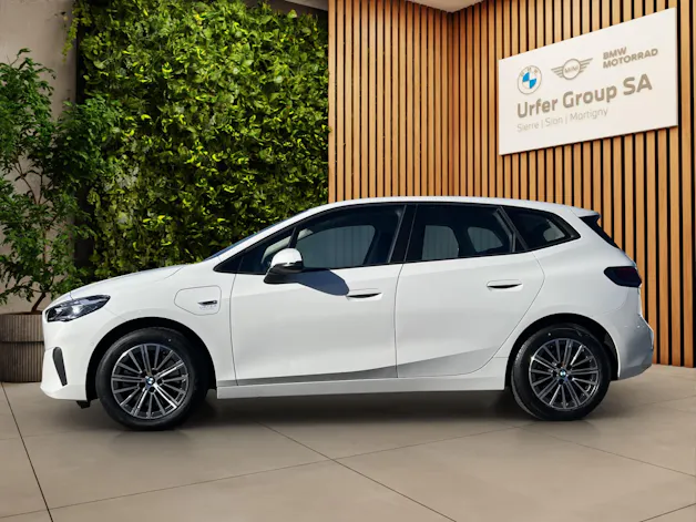 BMW 230e xDrive Active Tourer (CH)β½ + π
