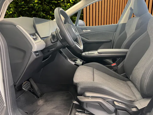 BMW 230e xDrive Active Tourer (CH)β½ + π