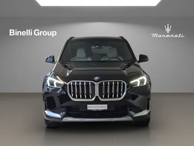 BMW X1 U11 18i sDrive paddles