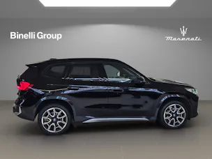 BMW X1 U11 18i sDrive paddles