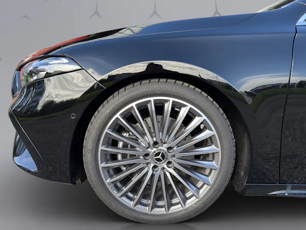 MERCEDES-BENZ A-Klasse W177 A 220 AMG Line 4m