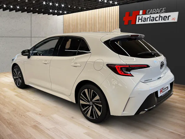 Toyota Corolla 1.8 HSD Trend