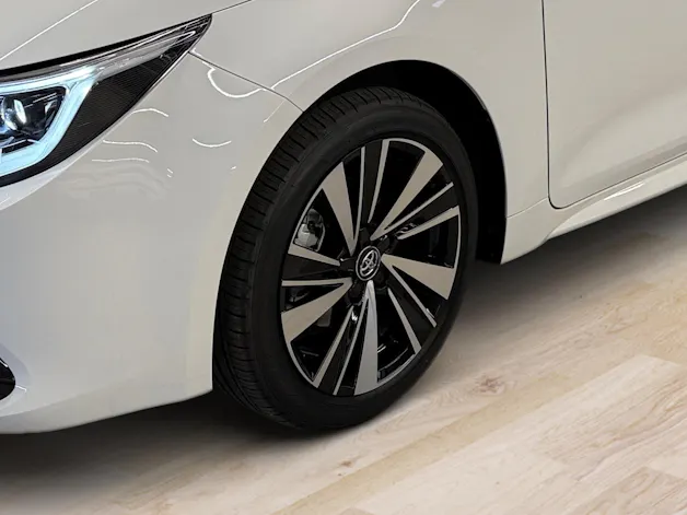 Toyota Corolla 1.8 HSD Trend