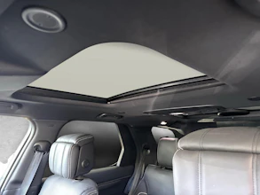 https://vehicle.imgix.net/4477274/4e329040-e99e-4921-9d3a-a366acc0bed2.jpg