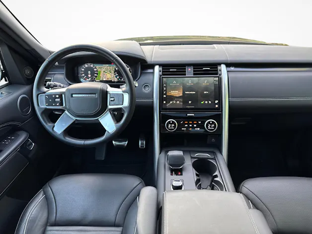 Land Rover Discovery 3.0 I6 Metropolitan Edition 5+2 Sitze
