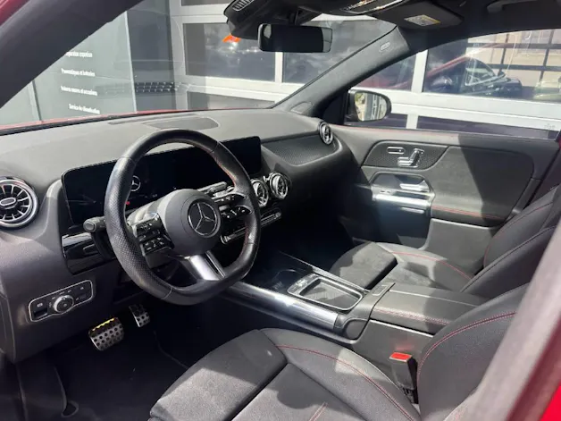 MERCEDES-BENZ GLA 220 AMG Line 4matic (CH)