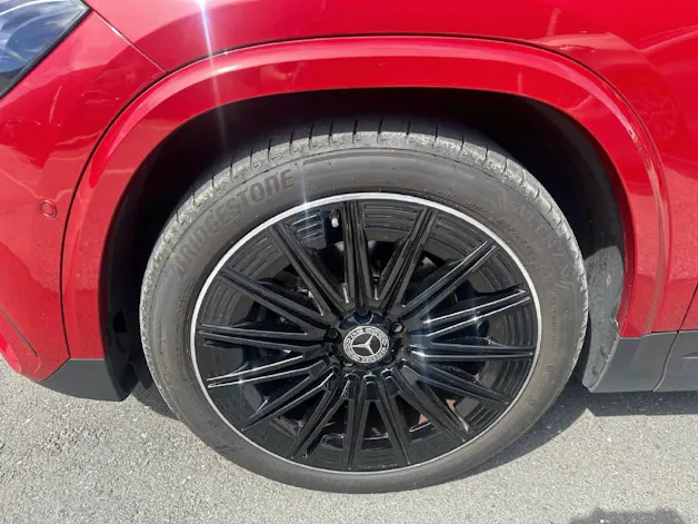 MERCEDES-BENZ GLA 220 AMG Line 4matic (CH)