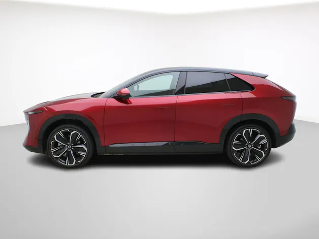 MAZDA CX-6e Takumi
