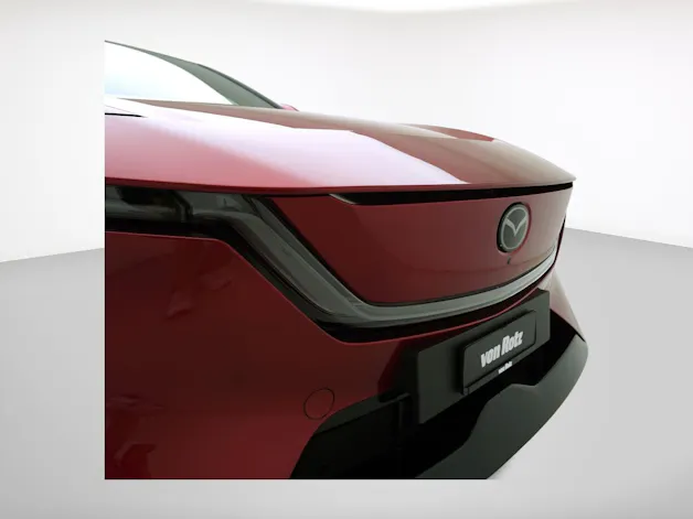 MAZDA CX-6e Takumi