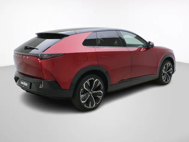 MAZDA CX-6e Takumi