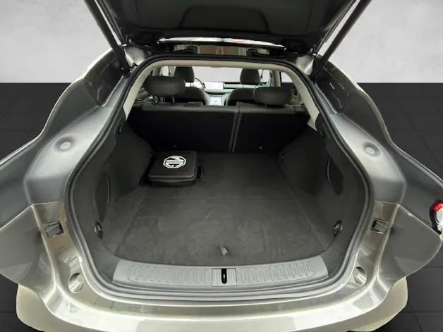 MG IM6 100 kWh Performance 4WD