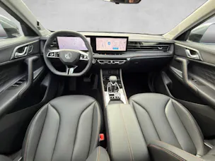 MG HS 1.5 Hybrid+ Luxury