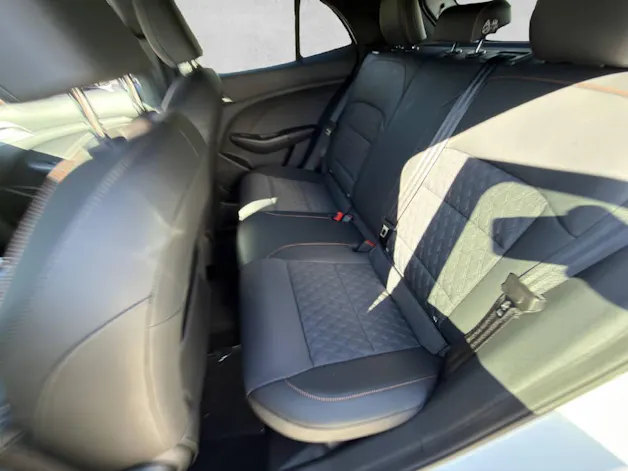 MG 3 1.5 Hybrid Luxury