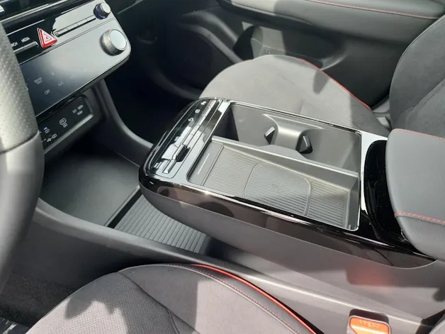 HYUNDAI Tucson 1.6 HEV N-Line Sunroof 4WD