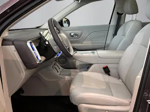 Leapmotor B10 Hybrid EV