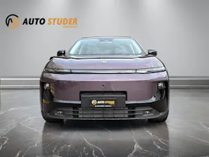 Leapmotor B10 Hybrid EV