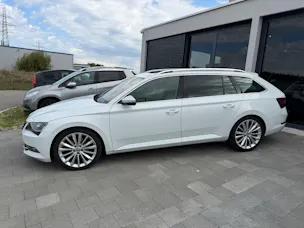 SKODA Superb Combi 2.0 TDI 190 L & K 4x4 DSG (Laurin & Klement)