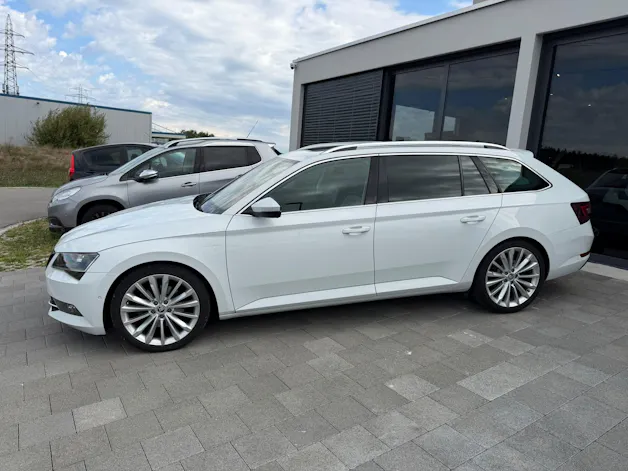 SKODA Superb Combi 2.0 TDI 190 L & K 4x4 DSG (Laurin & Klement)