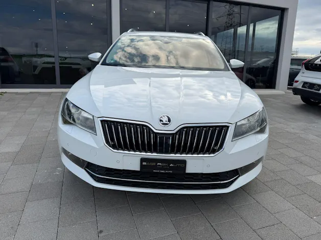 SKODA Superb Combi 2.0 TDI 190 L & K 4x4 DSG (Laurin & Klement)