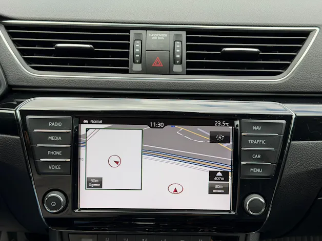 SKODA Superb Combi 2.0 TDI 190 L & K 4x4 DSG (Laurin & Klement)