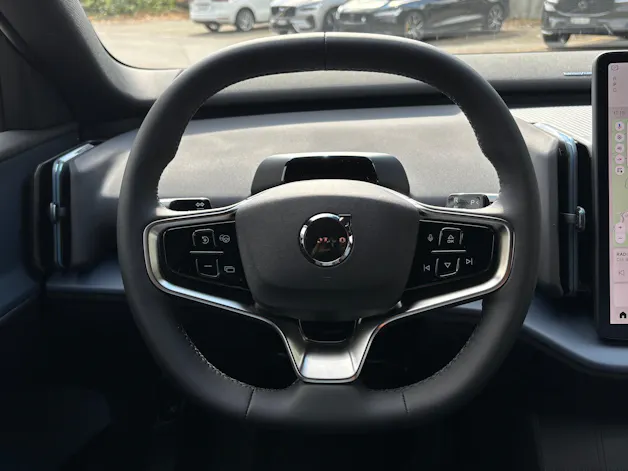 VOLVO EX30 P8 Plus AWD