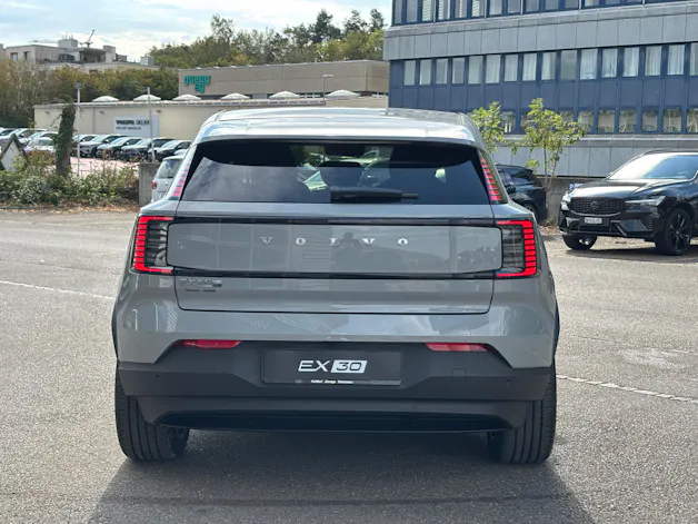 VOLVO EX30 P8 Plus AWD