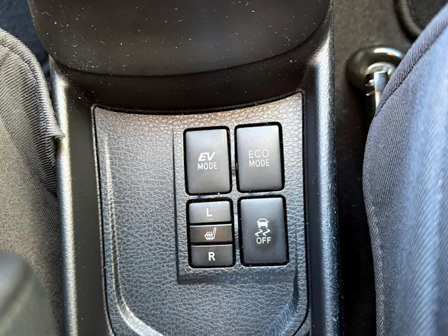Toyota Yaris 1.5 VVT-i HSD Trend