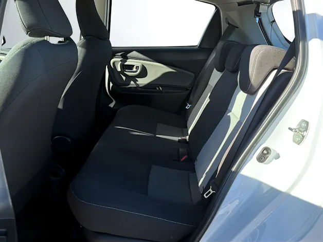 Toyota Yaris 1.5 VVT-i HSD Trend