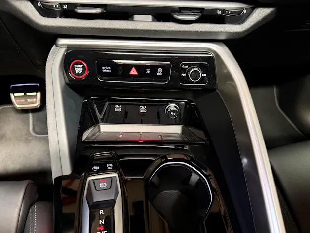 AUDI SQ5 TFSI quattro S-tronic