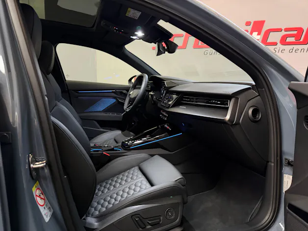 AUDI RS3 Sportback 2.5 TSI quattro S-tronic