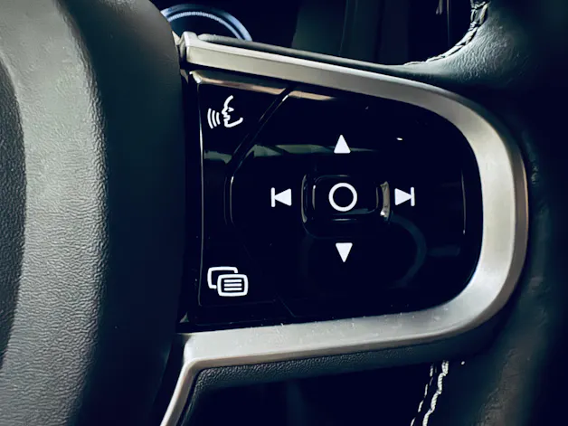 VOLVO XC60 T6 eAWD R-Design Geartronic
