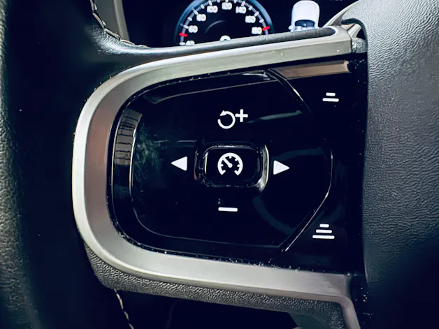 VOLVO XC60 T6 eAWD R-Design Geartronic