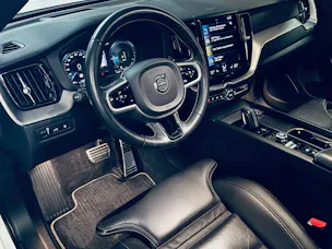 VOLVO XC60 T6 eAWD R-Design Geartronic