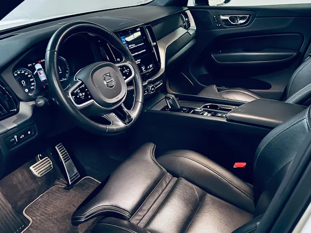 VOLVO XC60 T6 eAWD R-Design Geartronic