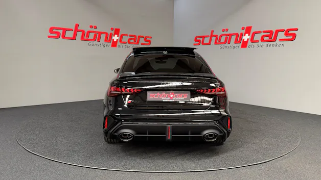 AUDI RS3 Limousine 2.5 TSI quattro S-tronic Schalensitze