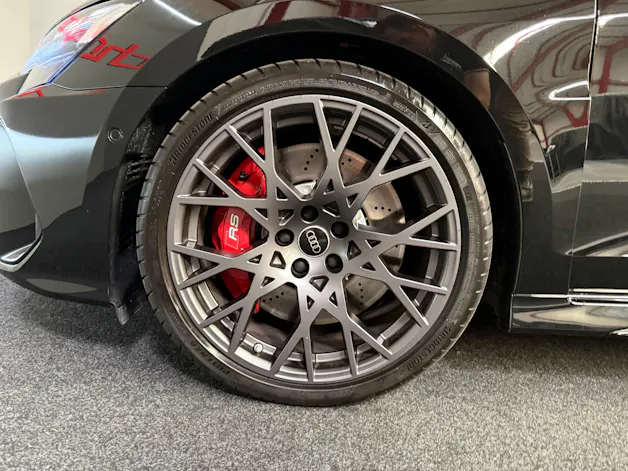 AUDI RS3 Limousine 2.5 TSI quattro S-tronic Schalensitze