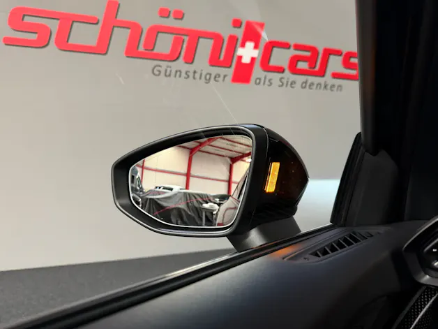 AUDI RS3 Limousine 2.5 TSI quattro S-tronic Schalensitze