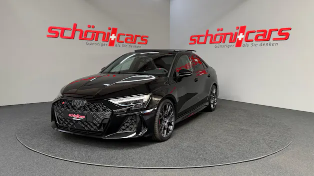 AUDI RS3 Limousine 2.5 TSI quattro S-tronic Schalensitze